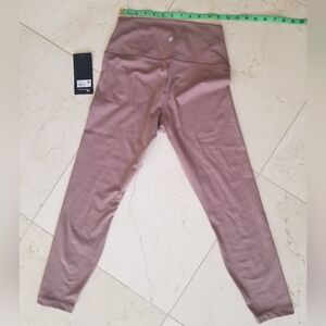 NWT 90 Degree Desert Pink Yoga Legging. Size M.